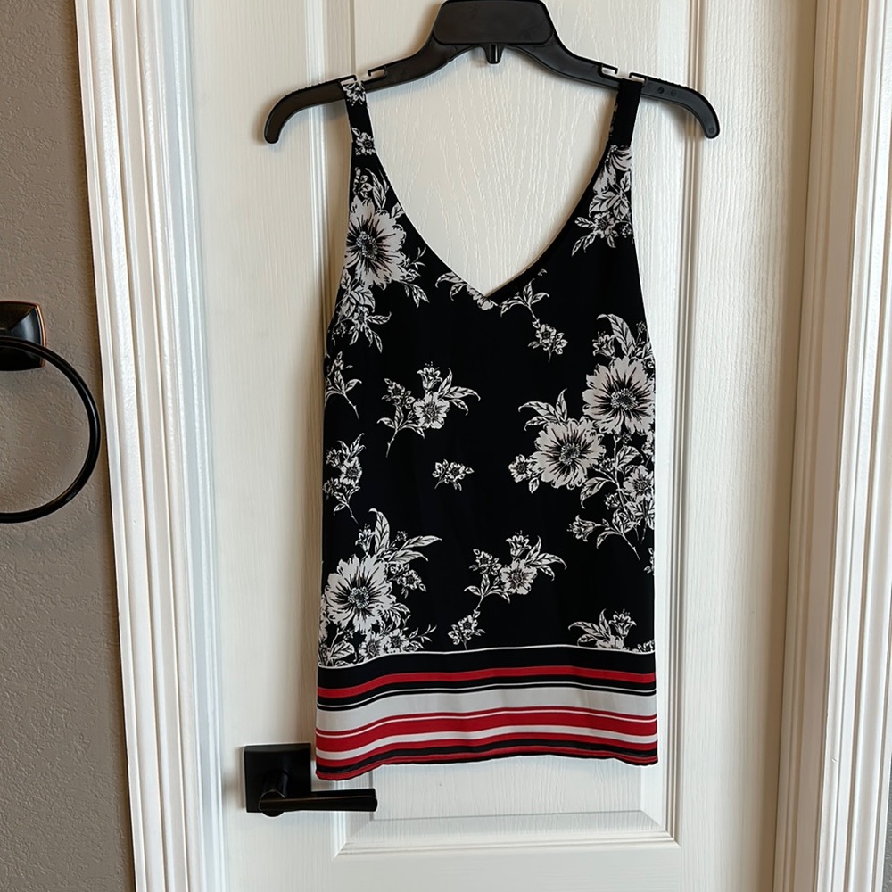 Rod and Ali sleeveless floral blouse